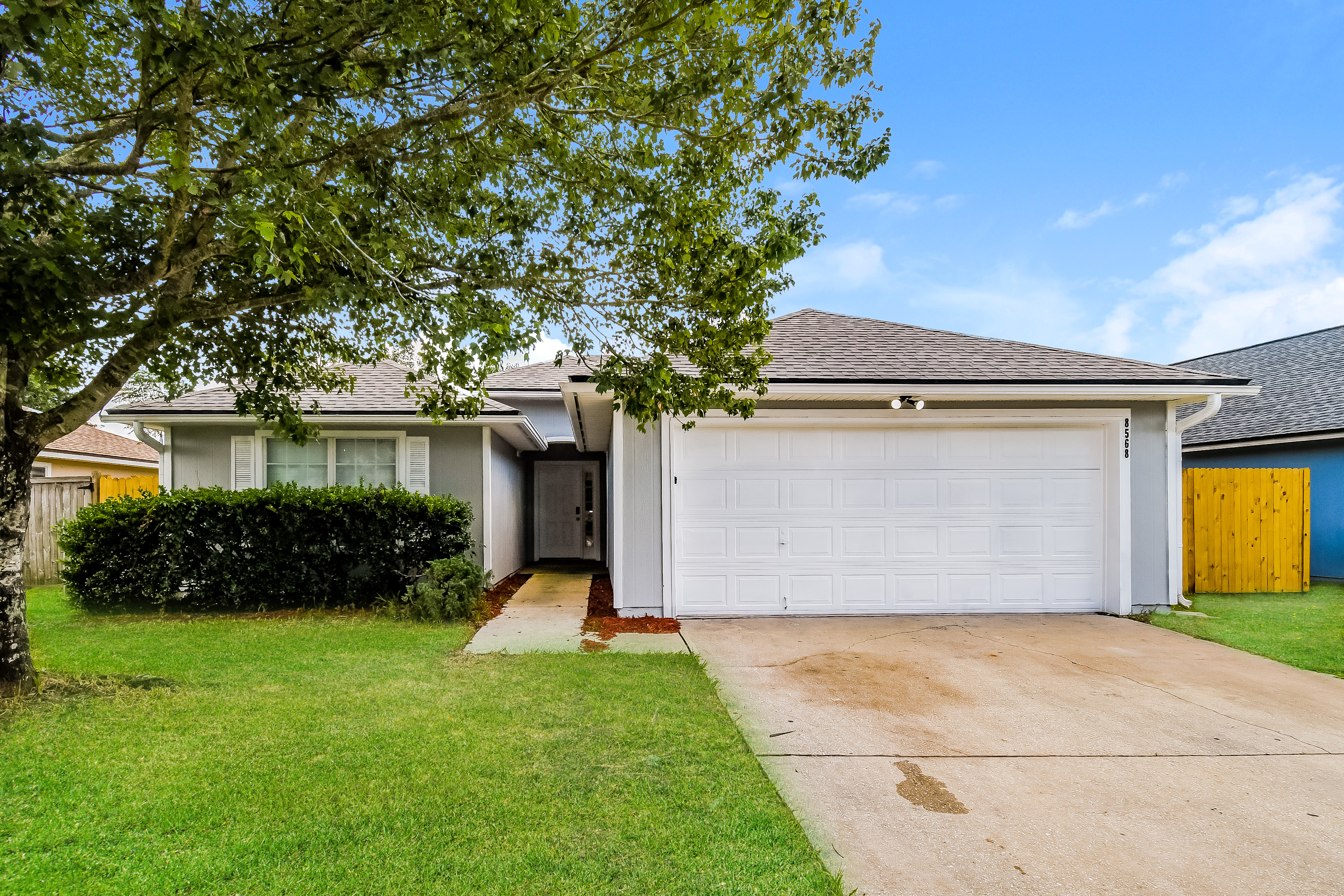 8568 STAR LEAF RD N #4 JACKSONVILLE, FL 32210